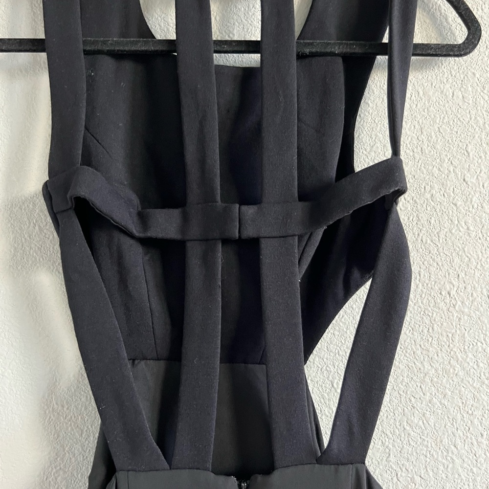 BCBGMaxAzria Black Angelinah Contrast Cutout Gown - Size 2 - Picture 11 of 13